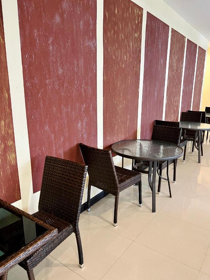 Hotel La Villa Хон Каен Экстерьер фото