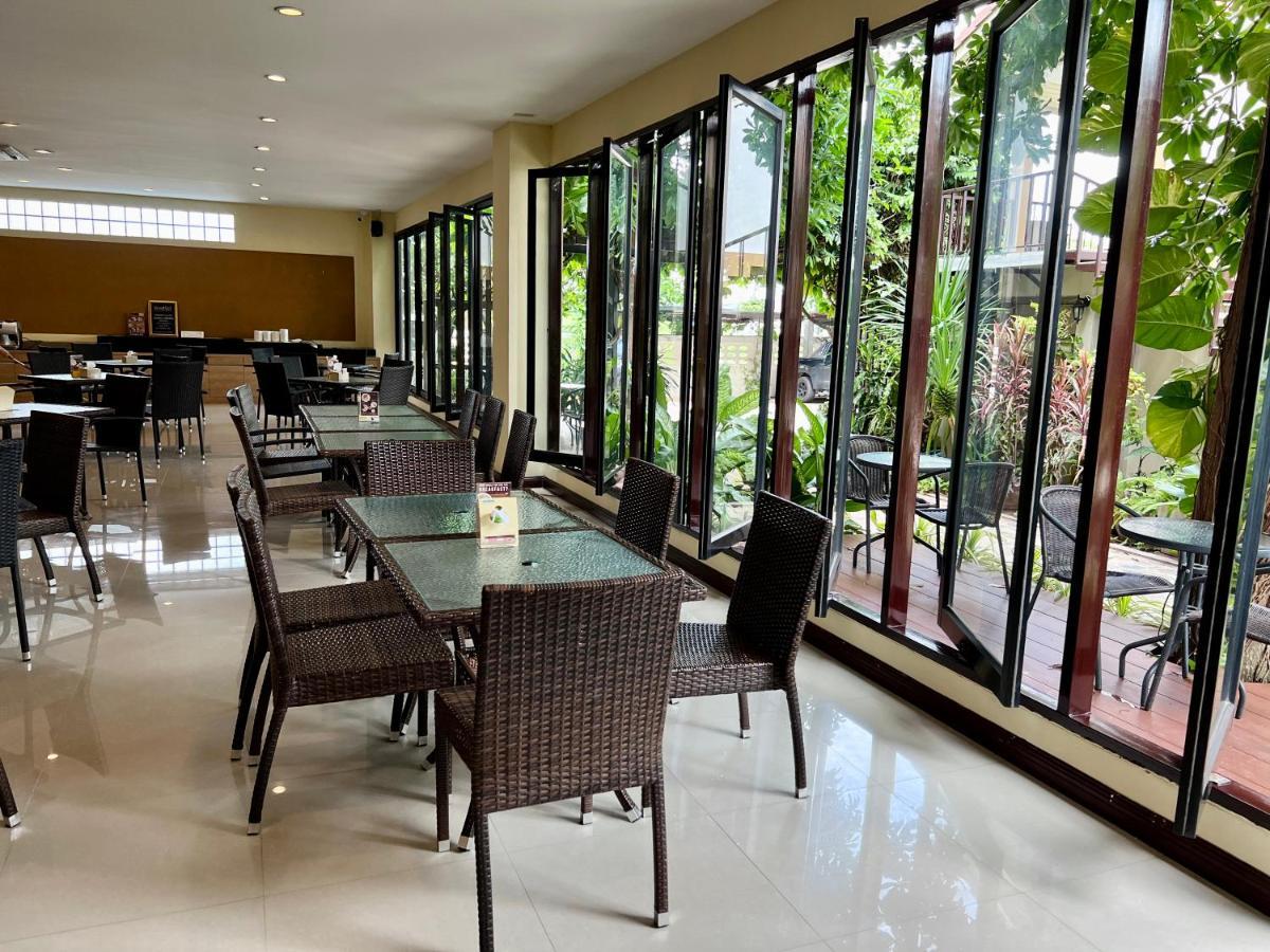 Hotel La Villa Хон Каен Экстерьер фото
